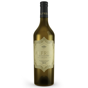 Gölles Wermut Alfred Semi-Dry in Flasche mit beigem Etikett und schwarzem Verschluss.