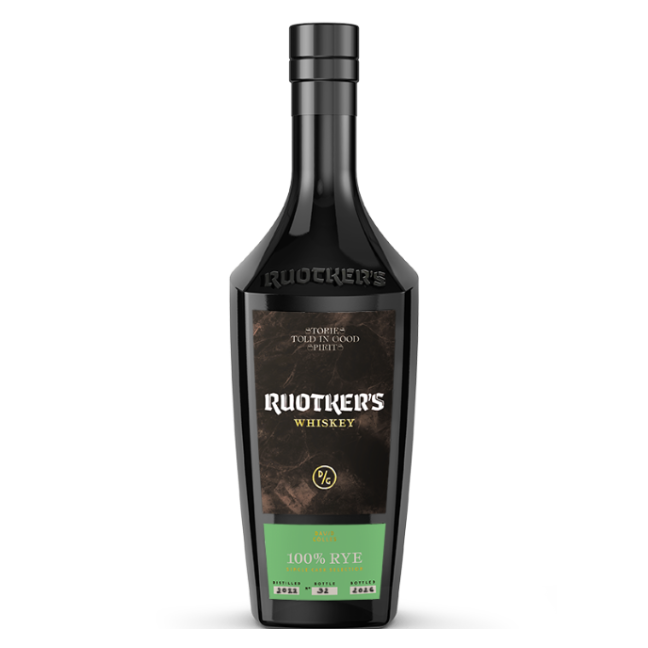 DAVID GÖLLES Ruotkers 100% Rye in schwarzer Flasche mit dunklem Etikett und grünem Unteretikett.