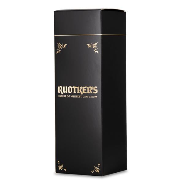 DAVID GÖLLES 1er Karton Ruotkers: hohe schwarze Geschenkbox mit goldener Schrift und Eckverzierungen.