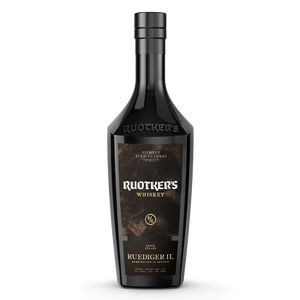 DAVID GÖLLES Ruotkers Rüdiger II Whiskey in schwarzer Flasche mit dunklem Etikett und rundem Emblem.