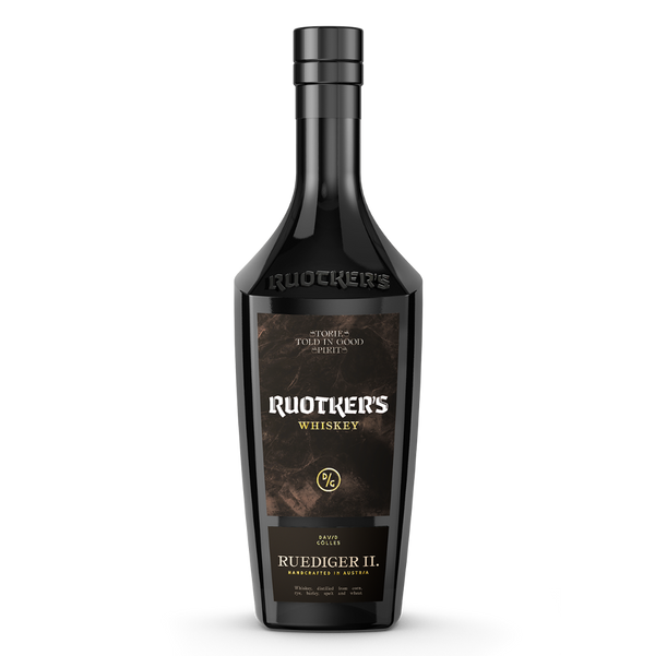DAVID GÖLLES Ruotkers Rüdiger II Whiskey in schwarzer Flasche mit dunklem Etikett und rundem Emblem.