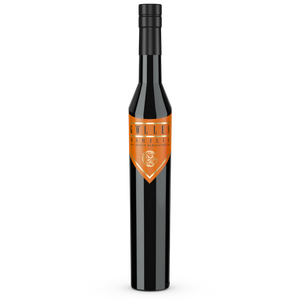 Gölles Marillenbrand in schwarzer Glasflasche mit orangefarbenem Etikett.