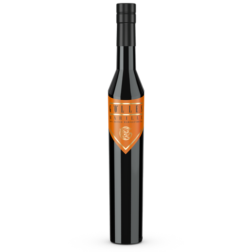 Gölles Marillenbrand in schwarzer Glasflasche mit orangefarbenem Etikett.