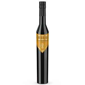 Gölles Apfelbrand Maschansker in schlanker schwarzer Flasche mit goldenem Etikett.