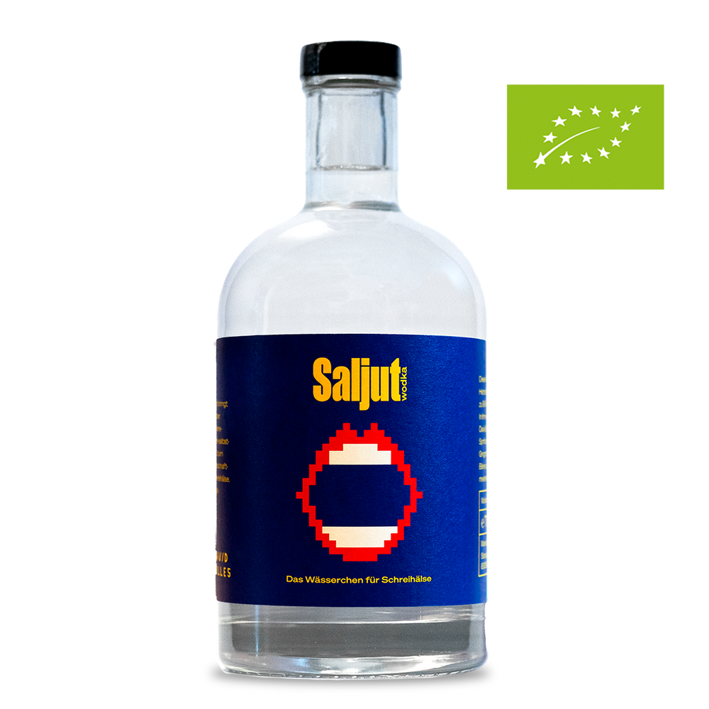 DAVID GÖLLES Bio Wodka SALJUT in Flasche mit blauem Etikett, pixeligem Mund-Symbol und Bio-Logo.